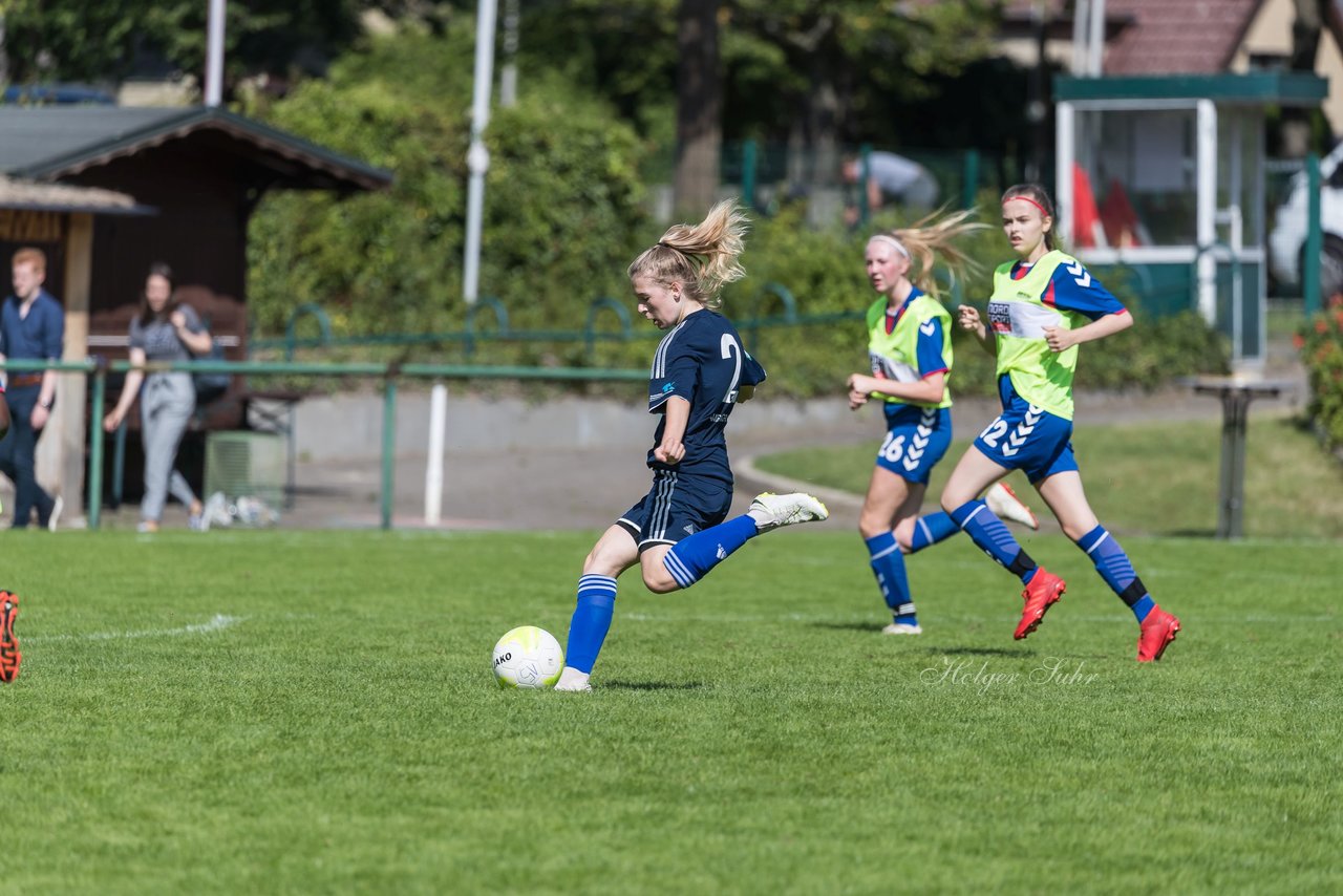 Bild 94 - B-Juniorinnen VfL Pinneberg - HSV : Ergebnis: 1:4